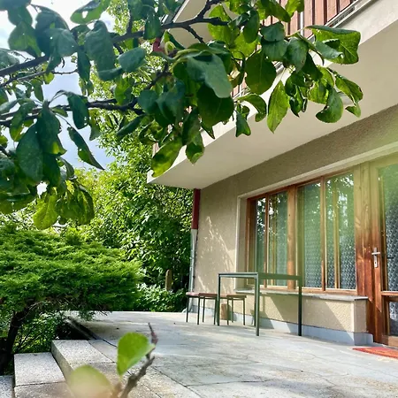 Apartment S Terasou Lysa